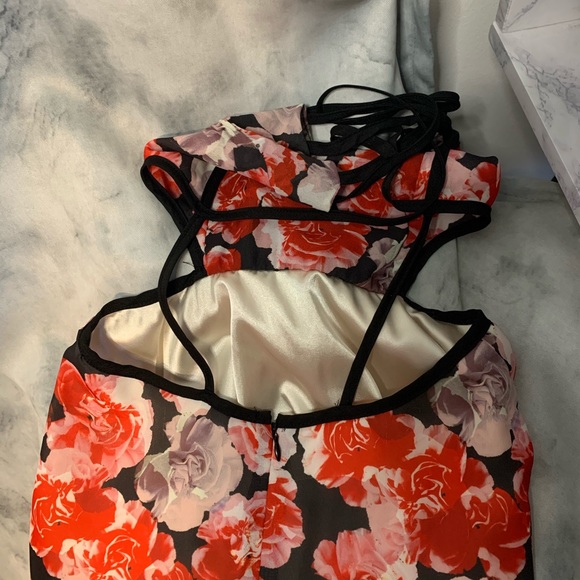 Nasty Gal Cut Out Floral Dress - Picture 3 of 5